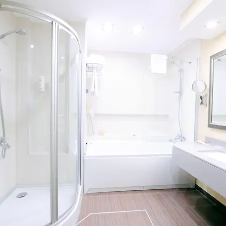 Grand Nora Hotel 4*