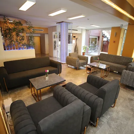 Grand Nora Hotel