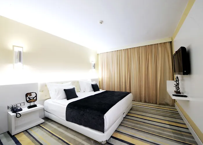 Grand Nora Hotel 4*