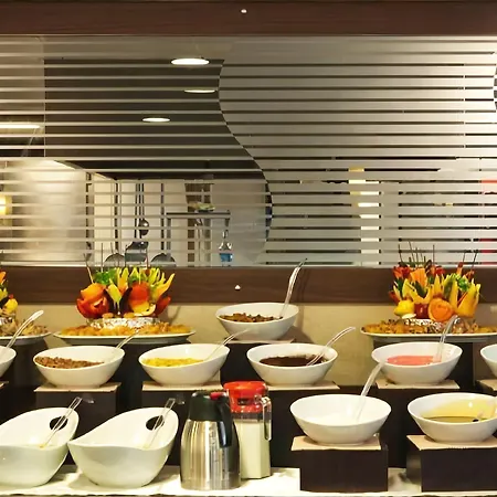 Grand Nora Hotel